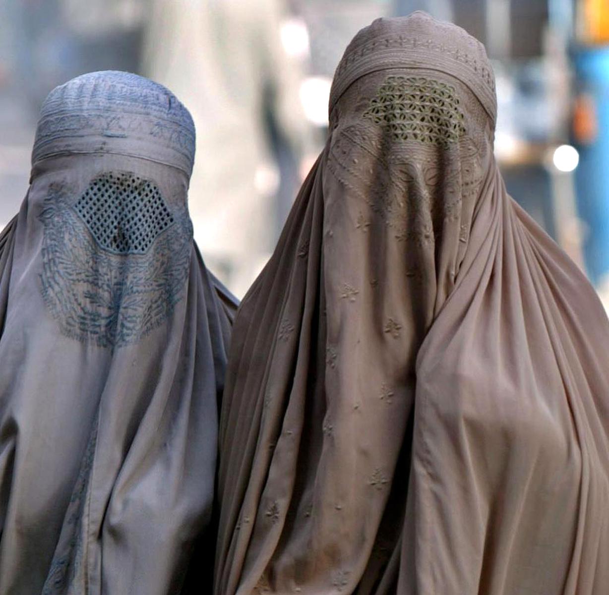 burka gebraucht kaufen nur noch 3 st bis 70 günstiger
